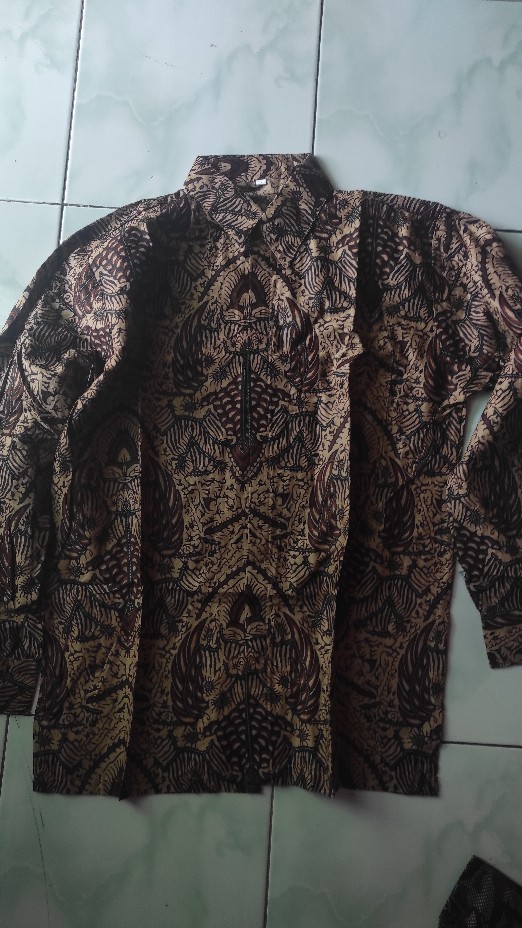 Kemeja Batik Pria Motif Mataram Coklat