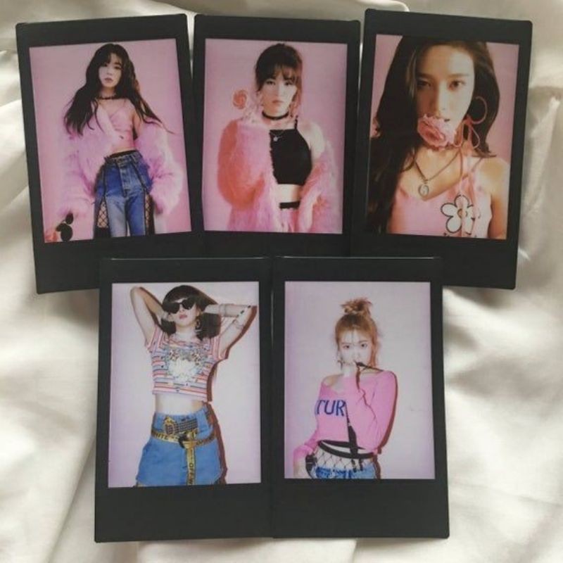 

GLOSSY POLAROID HITAM BLACK PREMIUM CETAK 2R 310 GSM PROMO MURAH MERIAH FREE LAMINASI 2 SISI