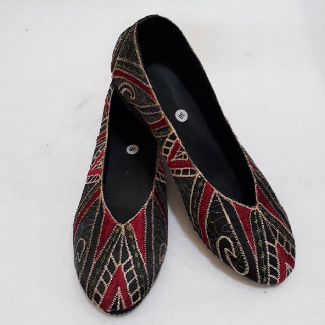 etnik fashion sepatu wanita flat slip on bordir primitif