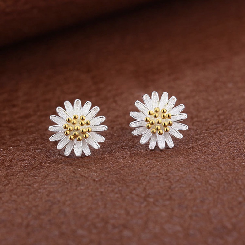 Anting Stud Desain Bunga Daisy Bahan 925 Sterling Silver Untuk Wanita