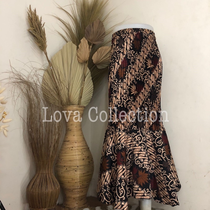 ROK BATIK DUYUNG PLISKET-Kenanga Coklat