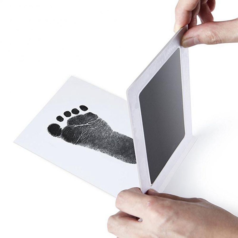 ELEGANT Doesn’t Touch Skin Infant Stamp Clean Touch Gift Ink Pad Mess-free Safe Handprint Non-toxic Imprint Perfect Souvenir/Multicolor