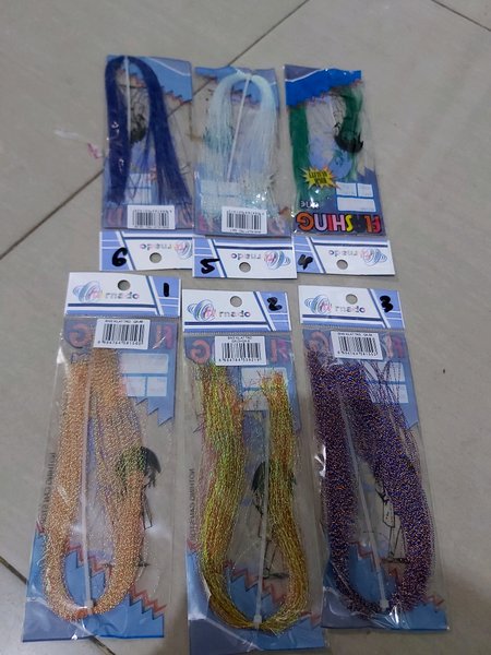 

bulu kilap tornado stok sesuai gambar