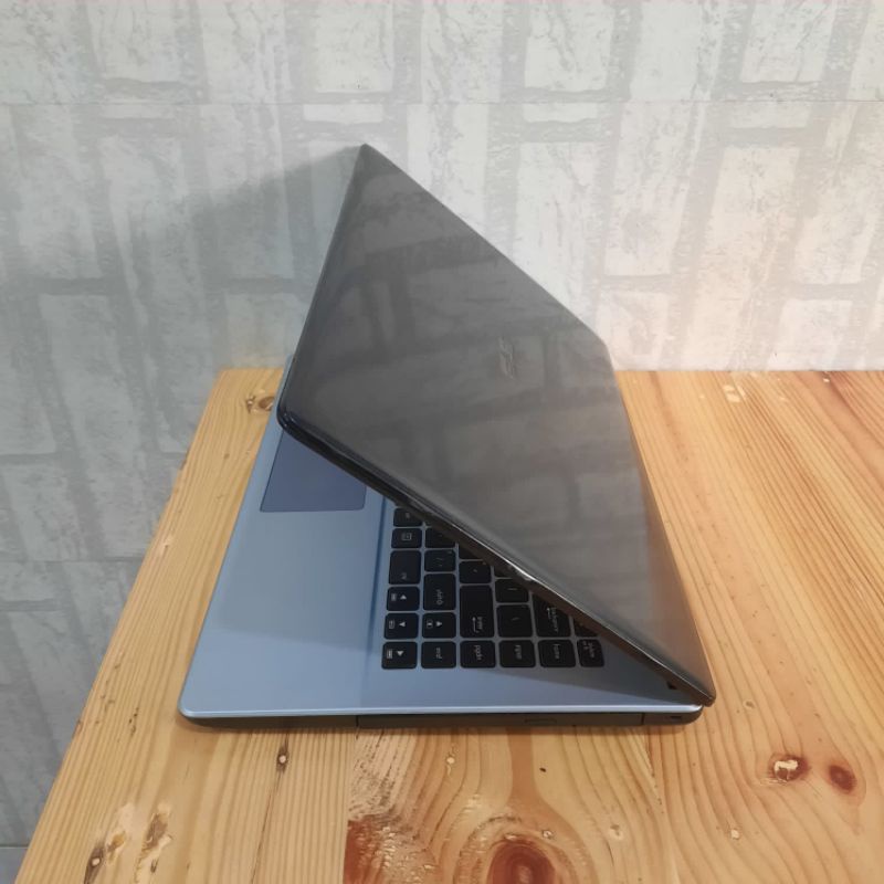 Laptop  Asus X450CC Cor i3-3217U Ram 4GB HDD 500GB Doble Vga Nvdia Geforce GT 720M dedicated 2GB-3