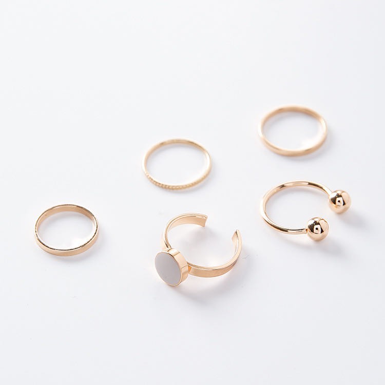 5Pcs / Set Cincin Jari Aneka Bentuk Warna Gold untuk Wanita