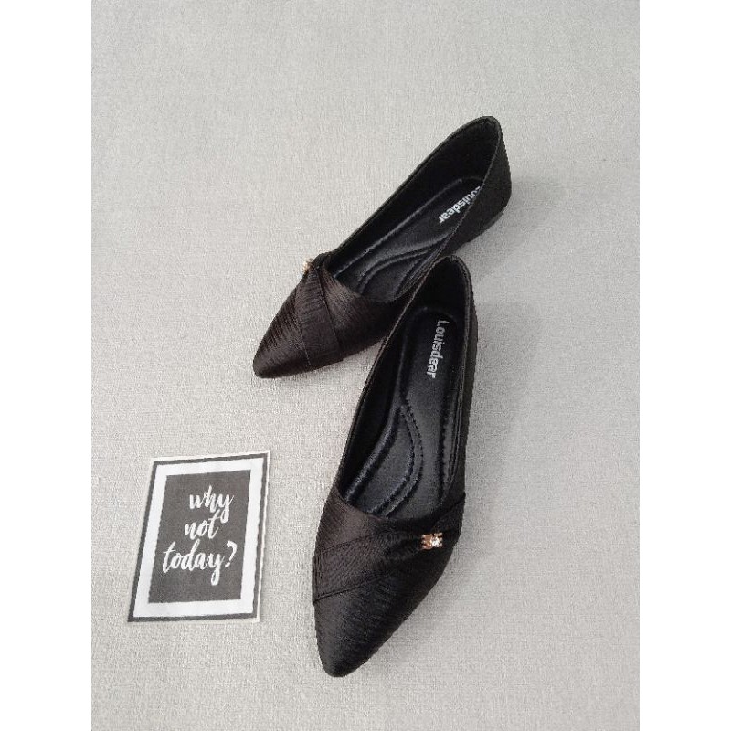 sepatu flat shoes wanita terbaru pesta  LOUISDEAR Sepatu flat shoes bahan satin double E B15