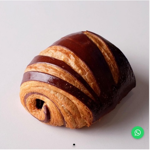 

READY JAKARTA 01 MAR 2025 - DOUBLE CHOCOLATE BICOLOR AMBROGIO PATISSERIE BANDUNG VIENNOISERIES CROISSANT CROFFLE BUTTER SUGAR OZ