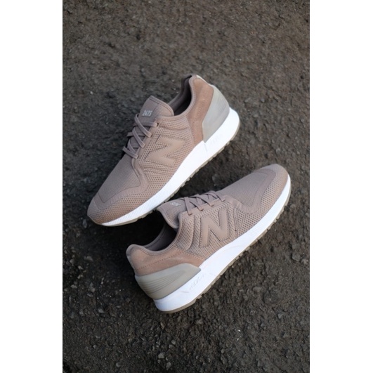 NEW BALANCE  247s  KB Grey white