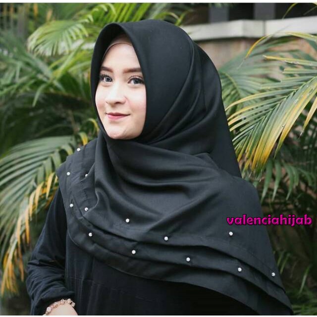 Hijab Segiempat  | Jilbab Segiempat  | Kerudung Segiempat Rempel Triple Layer mutiara Black