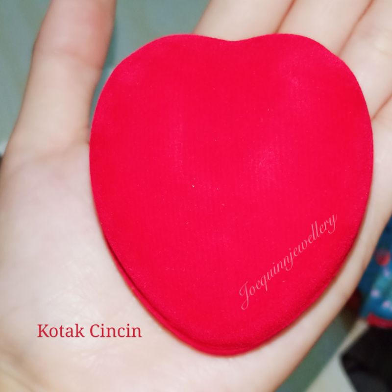 kotak cincin love