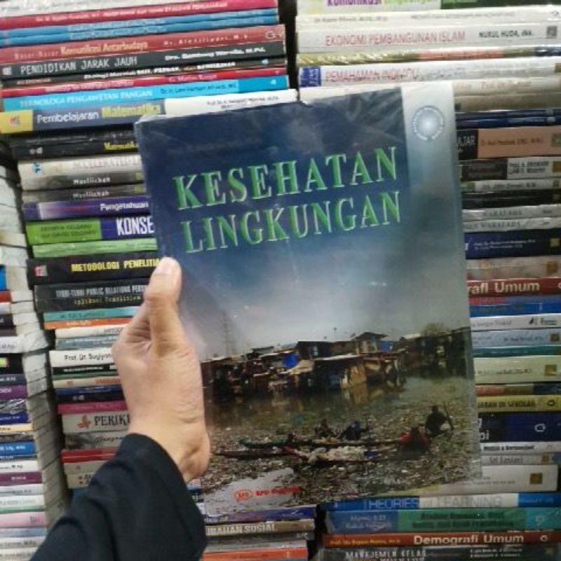 

Buku Kesehatan Lingkungan ORIGINAL