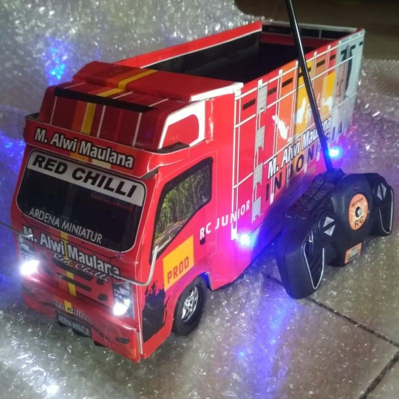 Miniatur Truk Remot l Truk Oleng Remot Mobil Mainan Kado Anak Laki Laki