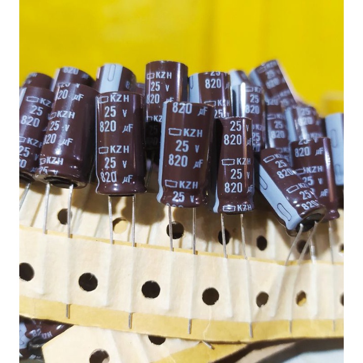 Elco 820uf 25v