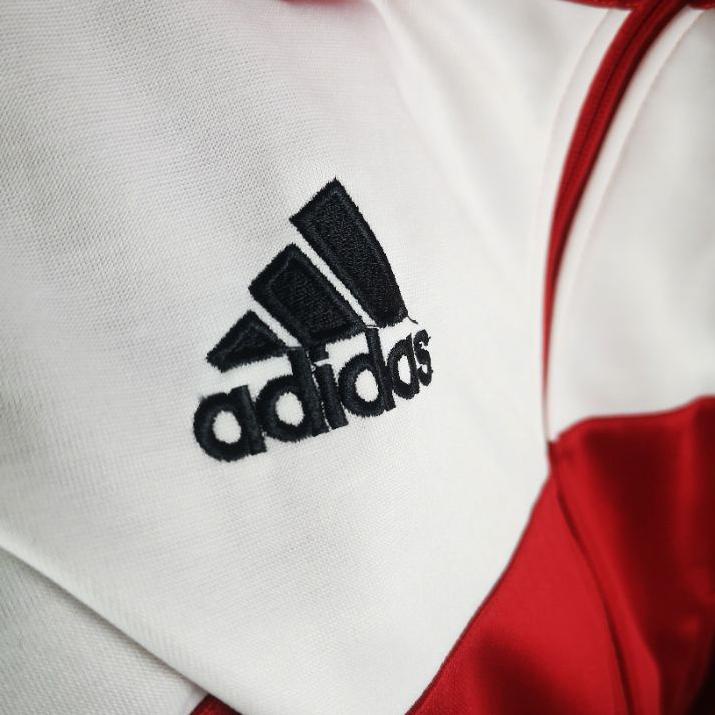 Bagus Dipakai.. JAKET MANCHESTER UNITED GRADE ORIGINAL JAKET BOLA MANCHESTER UNITED GRADE ORI Jaket 