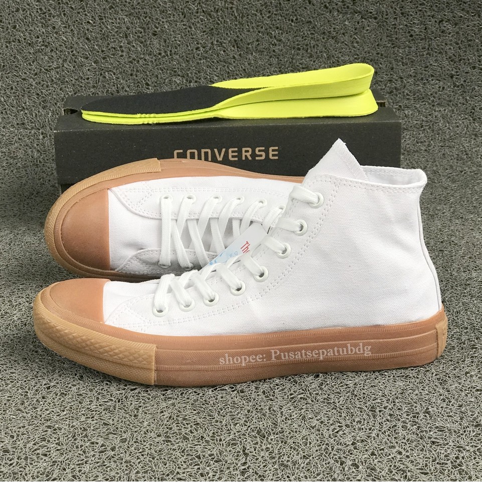 Sepatu Converse Chuck Taylor II Lunarlon High White Gum