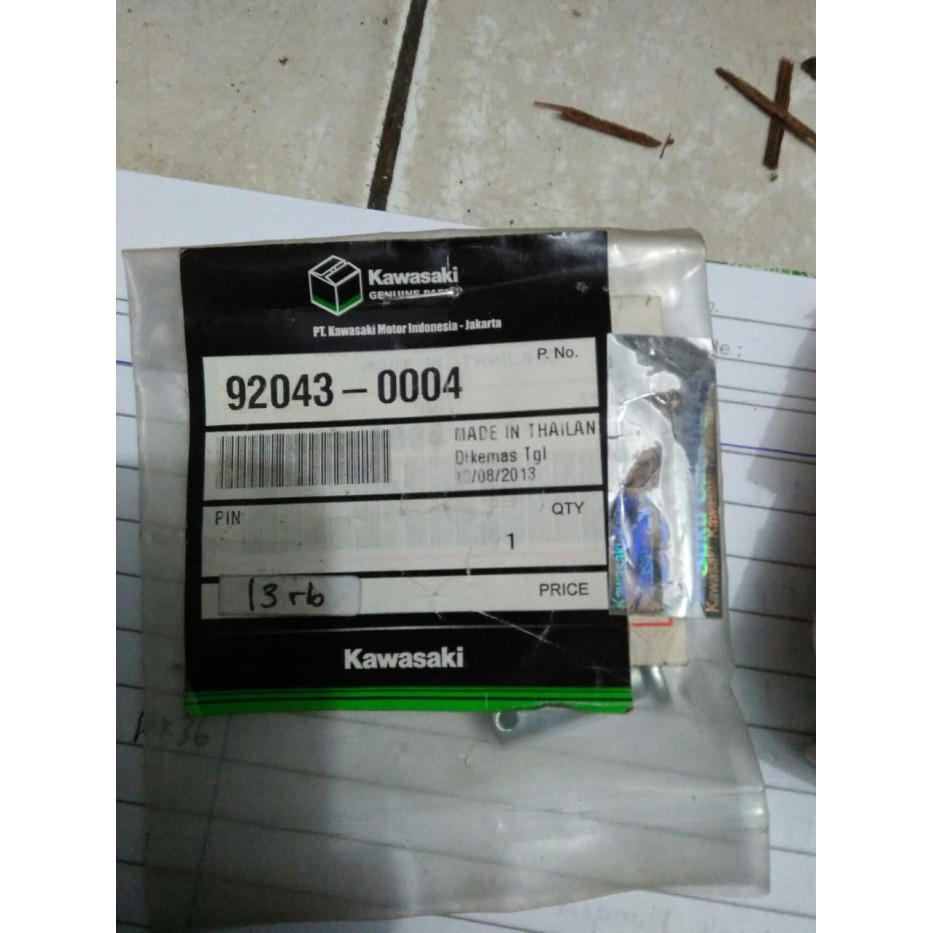 Pin KLX150S 92043-0004 kawasaki