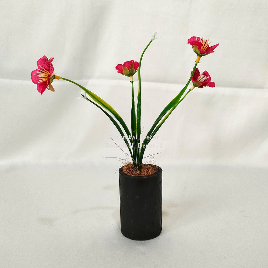 Artificial Flower Wax Bunga Plastik Palsu Imitasi Vas Pot Bamboo Bambu Hias Dekor Meja Rumah Kantor-RED