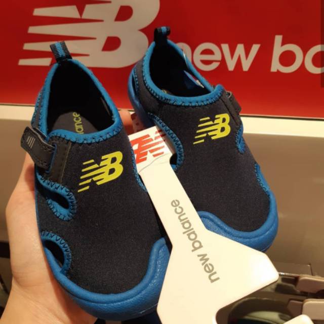 NEW NEW BALANCE CRUISER SANDALS KIDS