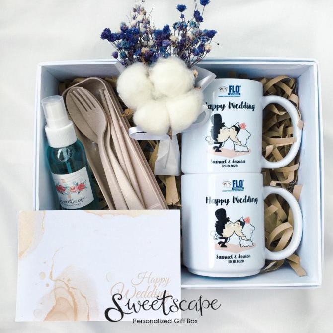 

Gift Box Package 34-Paket Hampers 34-Hadiah Pernikahan-Wedding Tokotaraka94