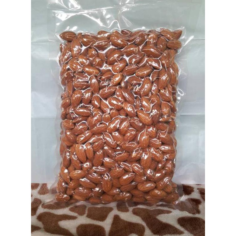 

Almond Roasted (Kacang Almond Panggang) Blue Diamond Tanpa Cangkang