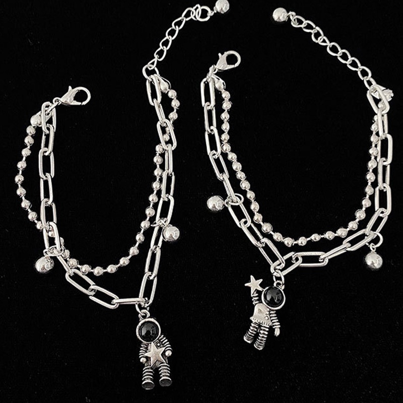 Gelang Rantai Multilayer Desain Astronot Untuk Wanita