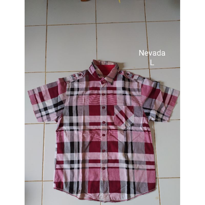 Kemeja "Nevada"