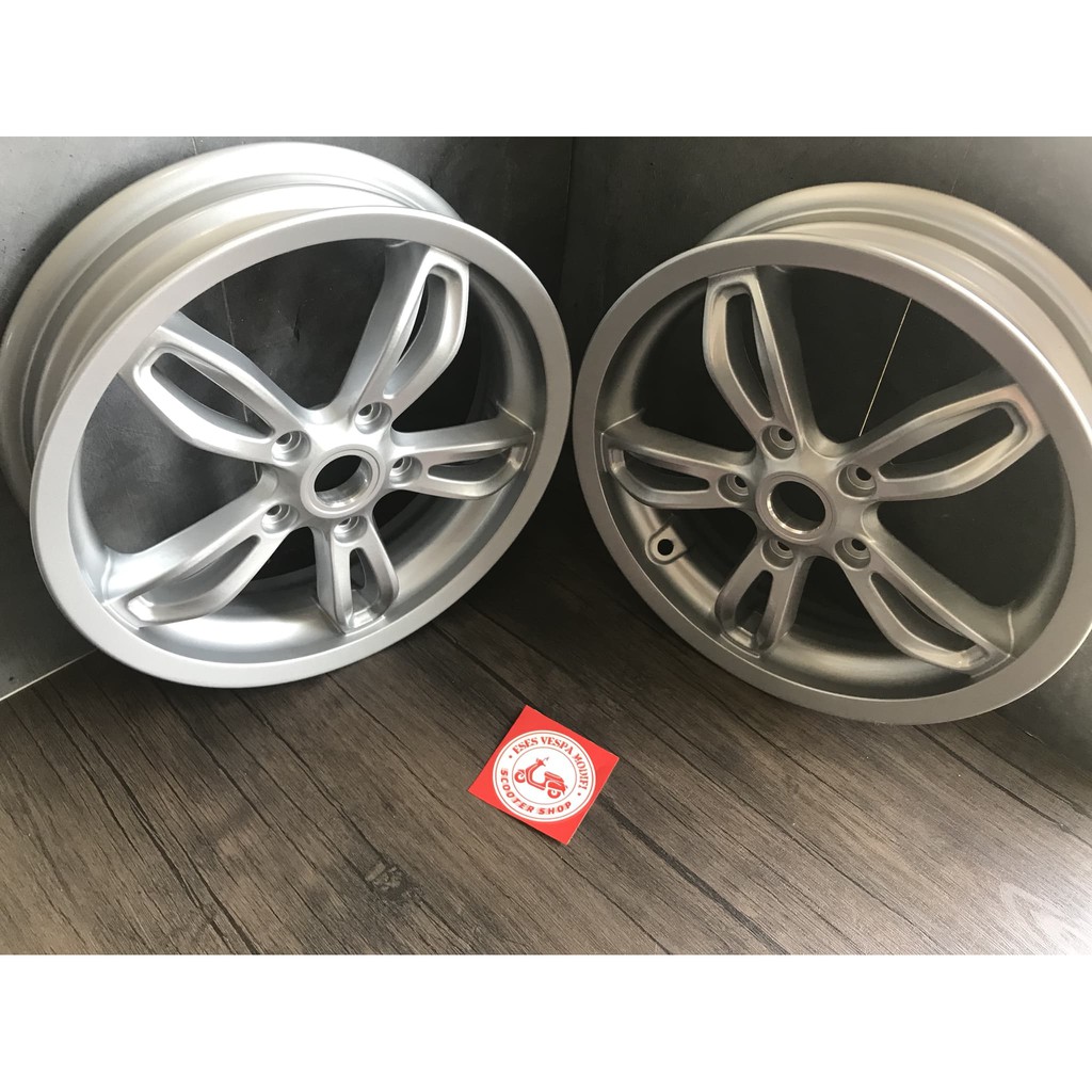 VELG ORIGINAL PRIMAVERA ABS RING 12 BAGIAN DEPAN UNTUK VESPA