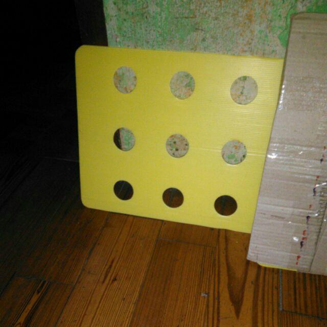 Impraboard Hidroponik Tutup Bak. Ada 9 Lubang Untuk Netpot 5 Cm