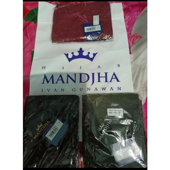 Mandjha3Pcs Ivan Gunawan Fashion Scarf Polos Tanpa Parfum