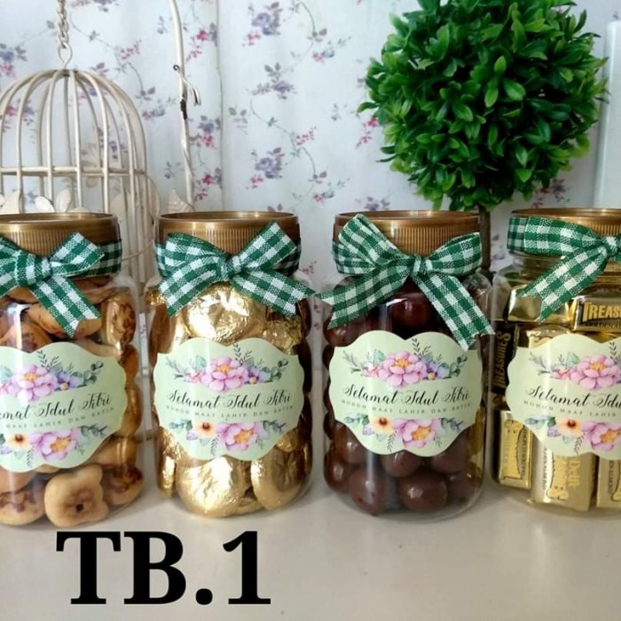 

Coklat Lebaran - Hampers Coklat / Hampers Natal/ Hampers Lebaran / Imlek (Kode Tb.1)