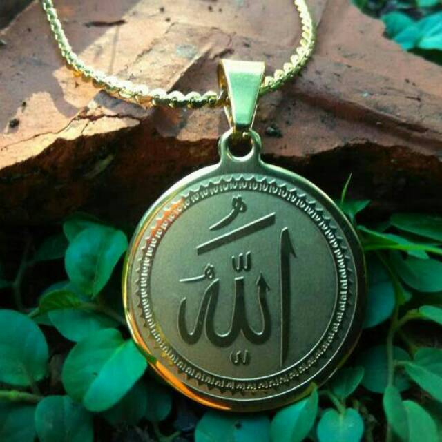 Kalung Liontin Titanium Lafadz Allah Bulat Gold (RF11)