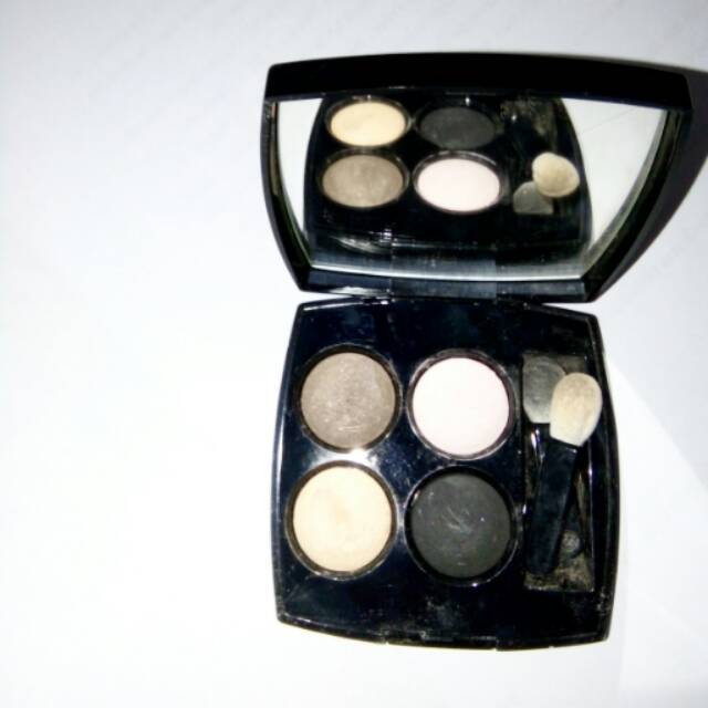 chanel eyeshadow preloved authentic