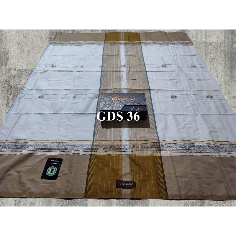 SARUNG GAJAH DUDUK SONGKET