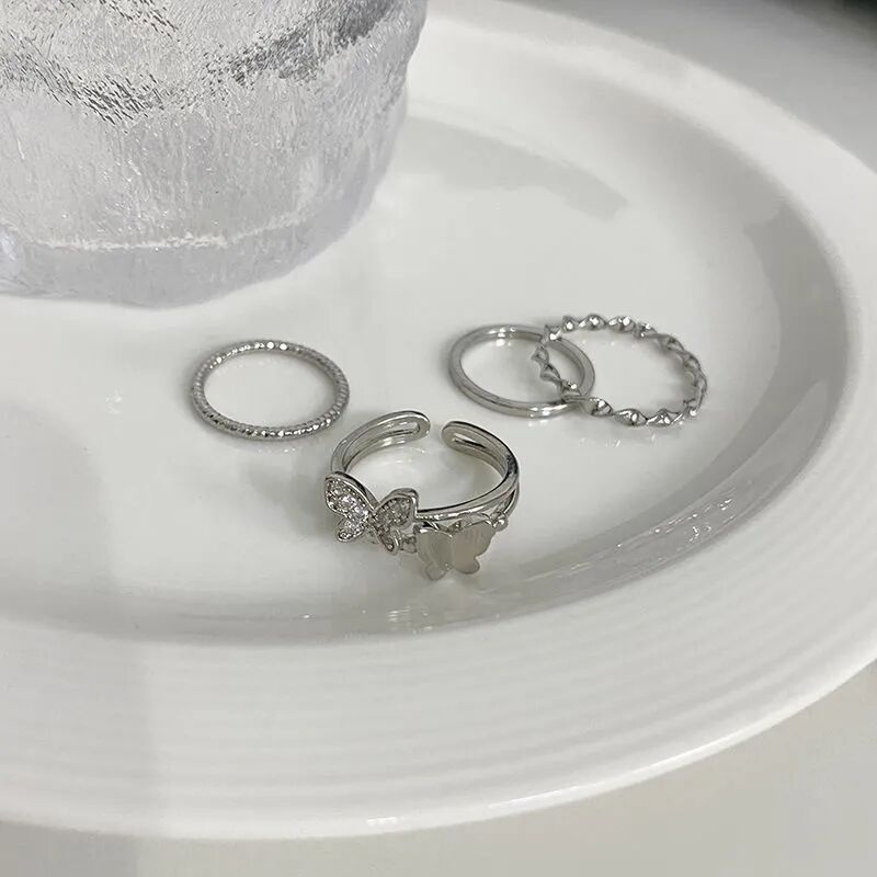 Set Cincin Desain Kupu-Kupu Untuk Pacar Perempuan