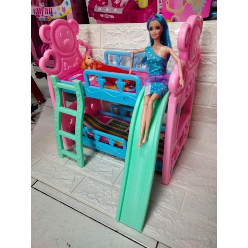 mainan ayunan boneka ranjang susun lemari meja makan sofa kursi kasur barbi princess figure ratu dol