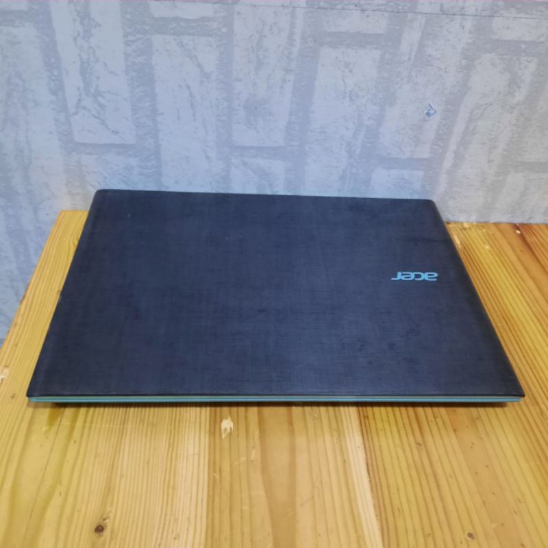 Laptop Acer Aspire E5-473 Cor i3-4005U Ram 4GB/HDD 500GB windows 10 layar 14 inch full aplikasi siap pakai