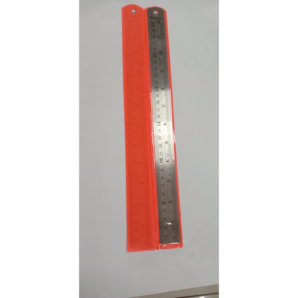 

Penggaris 30 CM Besi Merk. BUTTERFLY & COMBO