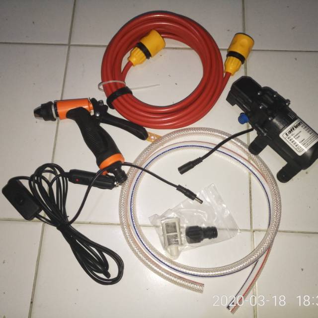 Taffware pompa Air 12 Volt 65W dengan kepala semprotan DP 538