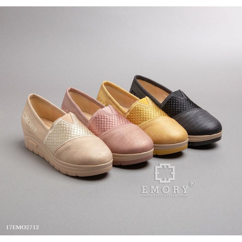 E M O R Y  Zuranee 17EMO2712