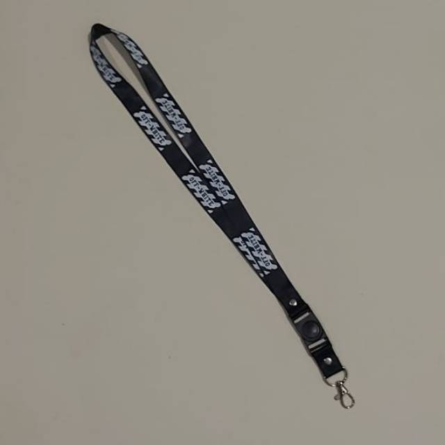 

TALI LANYARD OFF WHITE / GANTUNGAN OFF WHITE / KALUNG ID CARD