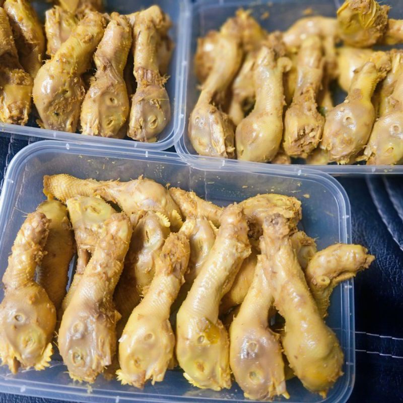 

kepala ayam ungkep bumbu kuning