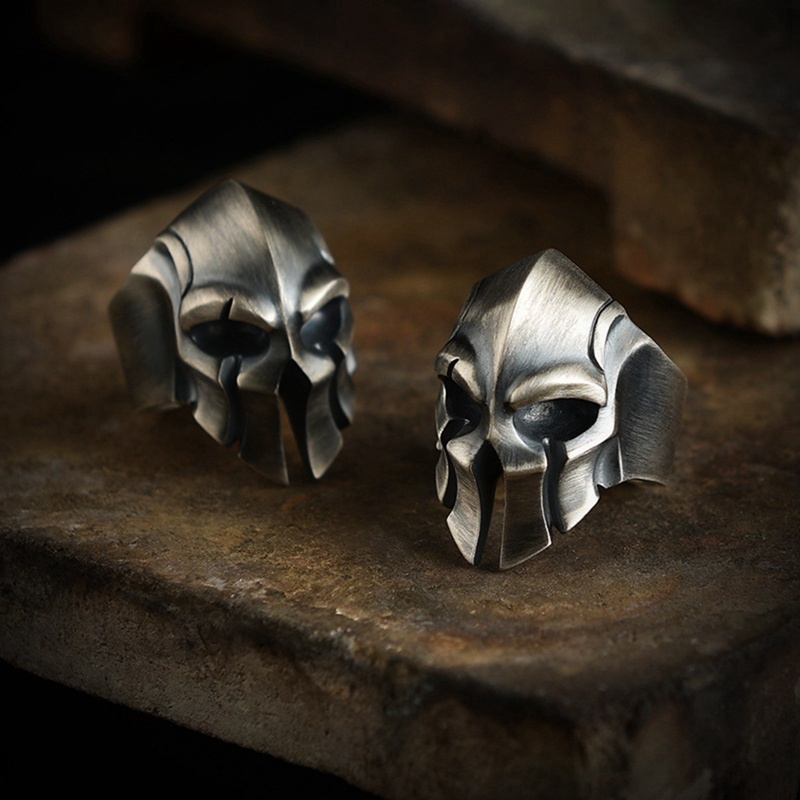 Fancyqube Cincin Desain Helm Masker Bahan Stainless Steel Gaya Gothic Punk Vintage Untuk Pria