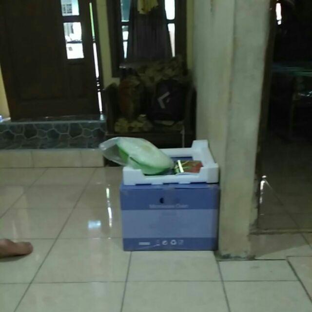 Pot Krim 12,5gram Warna Putih Tutup Ungu