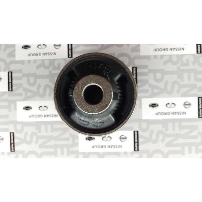 Bushing arm bosh arm Nissan grand livina kualitas Original