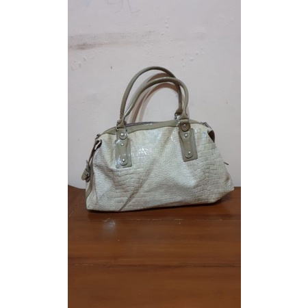 preloved shoulder bag