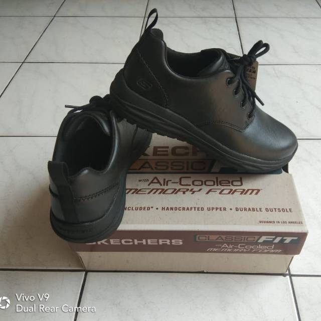 skechers harsen relago