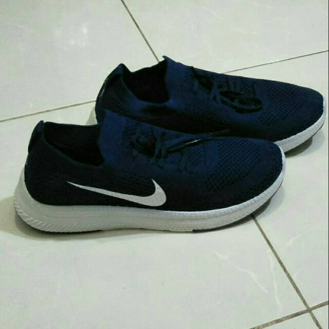 Sepatu Jalan # Sepatu Olahraga # Sepatu Kets Pria Wanita.