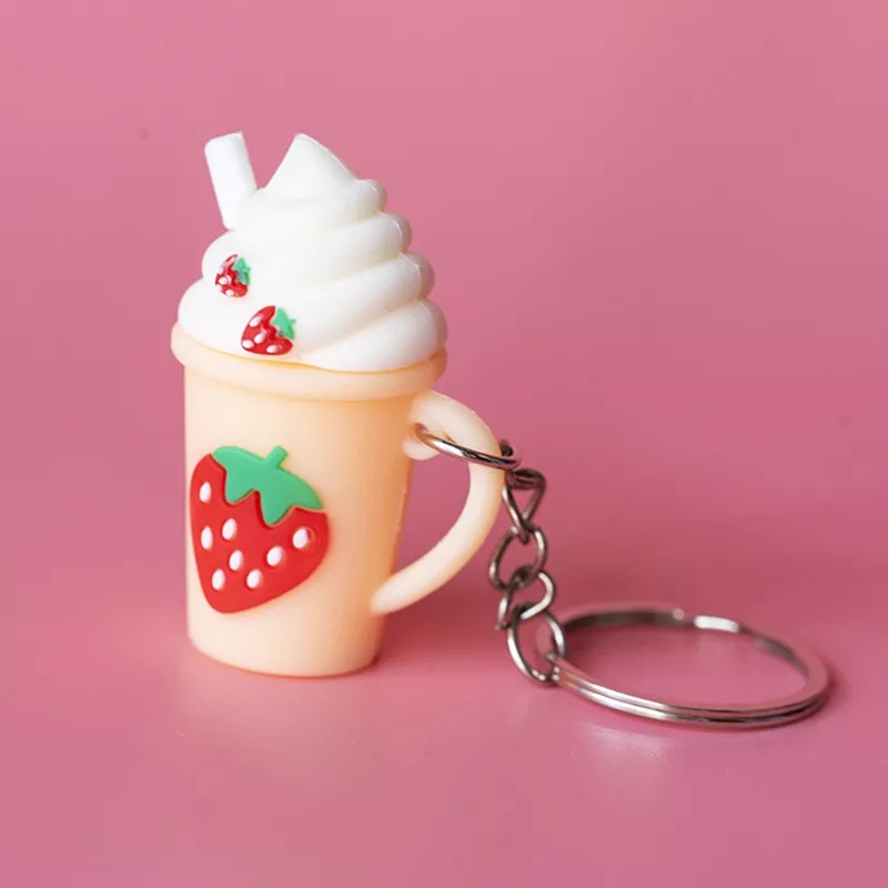 GANTUNGAN KUNCI ES KRIM SUNDAE STRAWBERRY // Ganci Karakter Es Krim Stroberi Unik Lucu | Gantungan tas | Bag Charm | Souvenir Murah | Keychain | COD