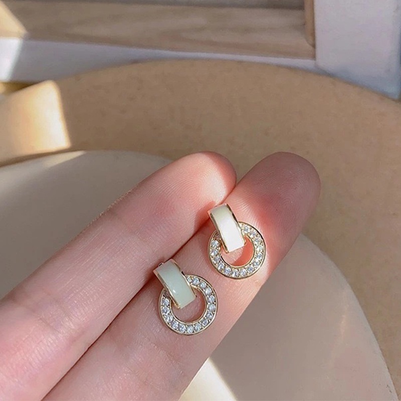 Anting Tusuk Sterling Silver 925 Simple Dengan Berlian Bulat Kecil Untuk Wanita