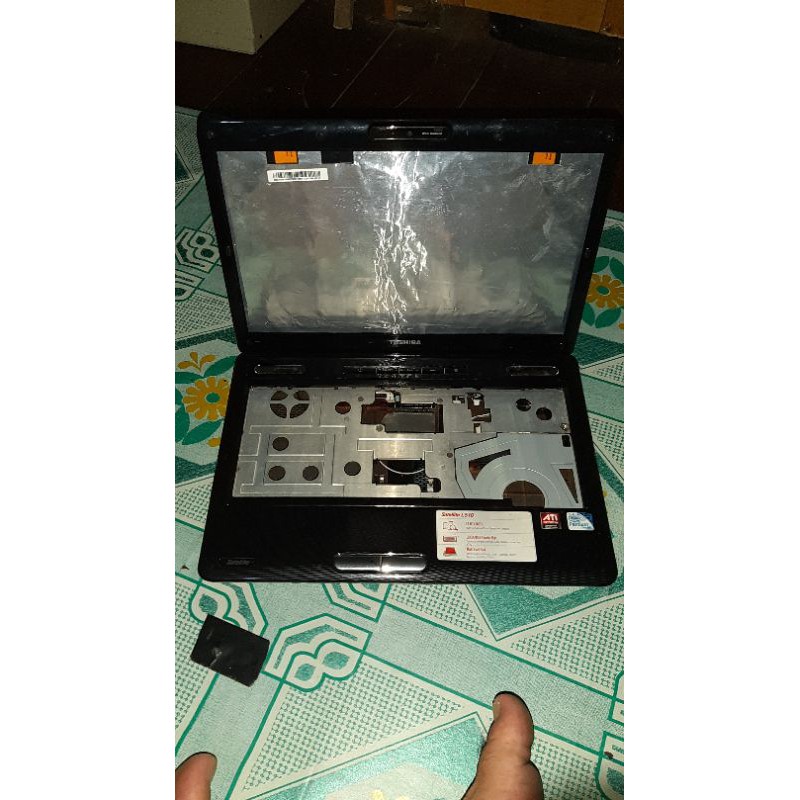 Casing laptop toshiba L510 series 01